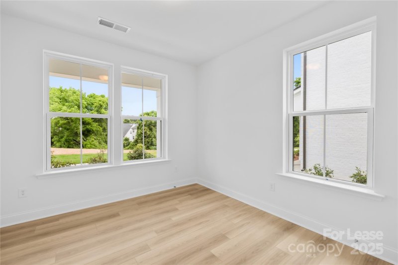 Property image 4 at 5018 Layman Drive, Charlotte, NC 28226