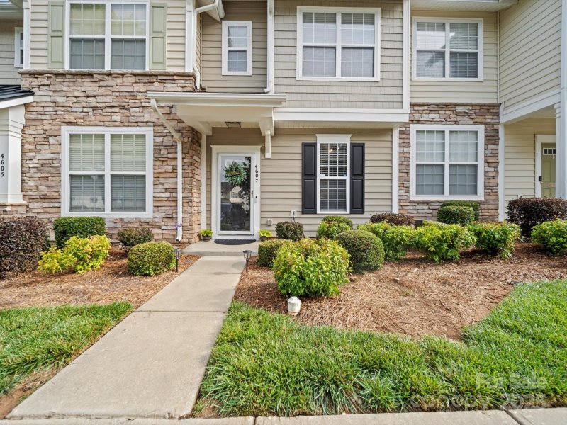 Property image 2 at 4607 Silk Tree Lane, Rock Hill, SC 29732
