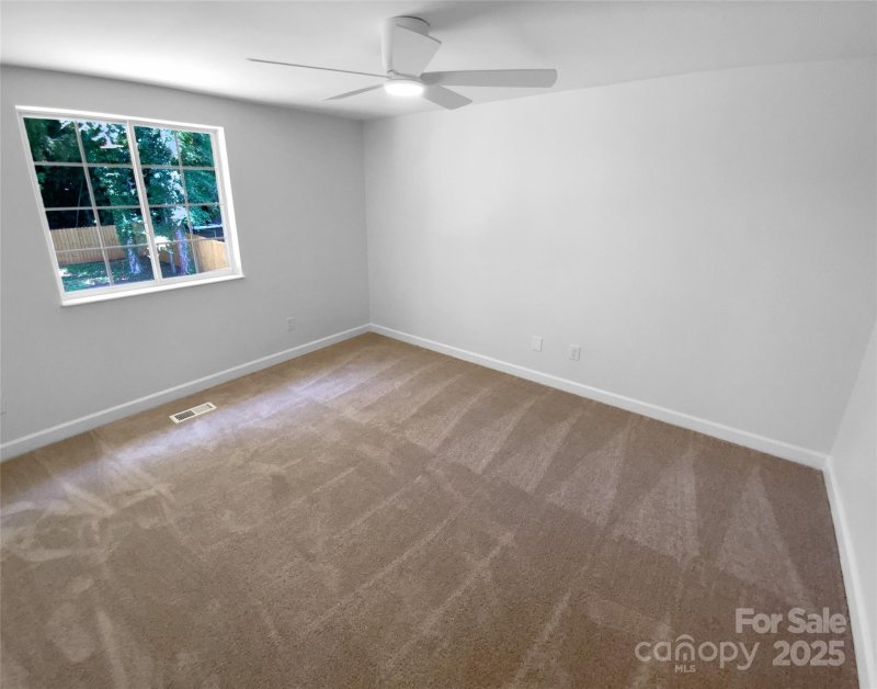 Property image 5 at 7134 Rollingridge Drive, Charlotte, NC 28211