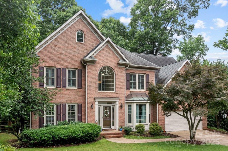 Cambridge Grove, Huntersville Community