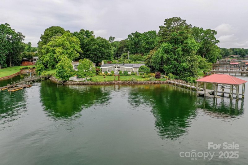 Property image 2 of 7945 Placid Court in Westport, Denver, NC 28037