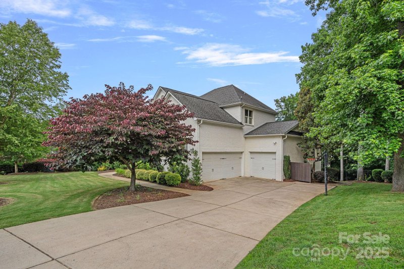 Property image 5 at 109 Walking Horse Trail, Davidson, NC 28036