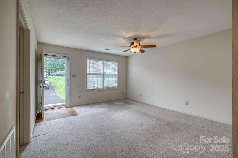 Property image 3 at 130 24th Street, Hickory, NC 28601