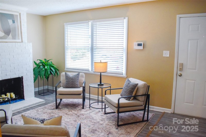 Property image 4 of 7526 Holly Grove Court in Holly Grove, Charlotte, NC 28227