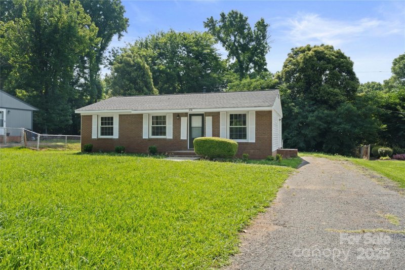 Property image 2 at 1218 Milan Road, Charlotte, NC 28216