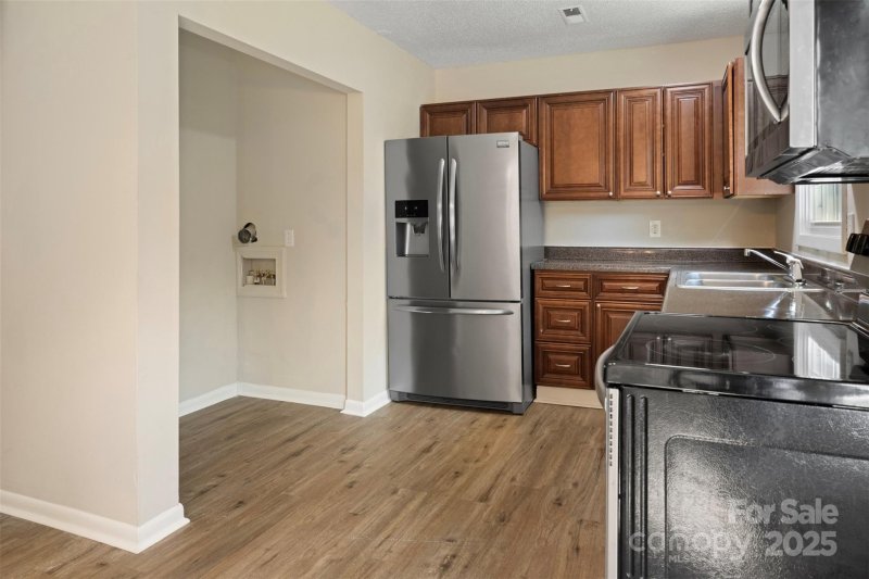 Property image 5 at 1218 Milan Road, Charlotte, NC 28216