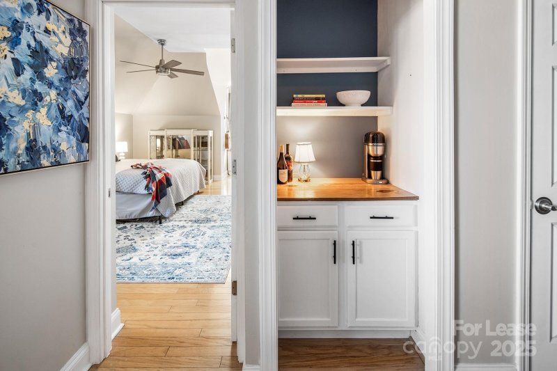 Property image 5 at 300 W 5th Street, Charlotte, NC 28202