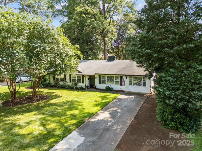 Property image 2 at 5329 Valley Forge Road, Charlotte, NC 28210