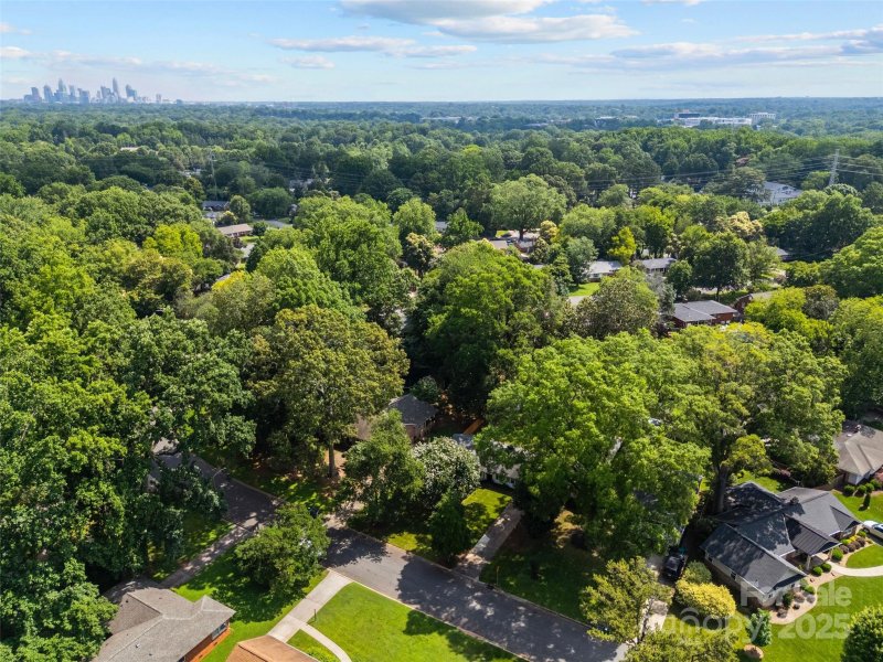 Property image 4 at 5329 Valley Forge Road, Charlotte, NC 28210