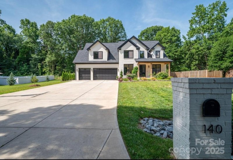 Property image 2 at 140 Robin Road, Lincolnton, NC 28092