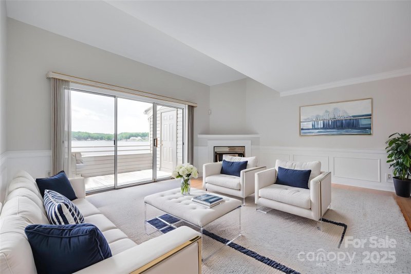 Property image 5 at 14053 Queens Harbor Road, Charlotte, NC 28278