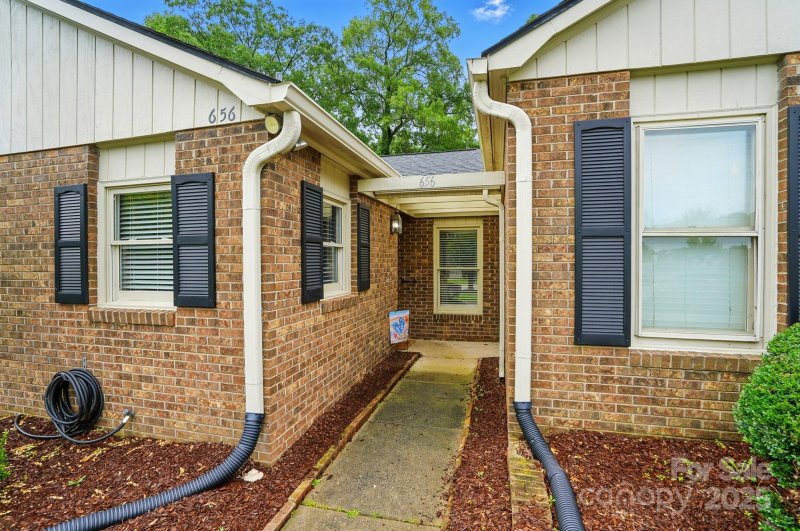 Property image 4 at 656 Ne Camrose Circle, Concord, NC 28025