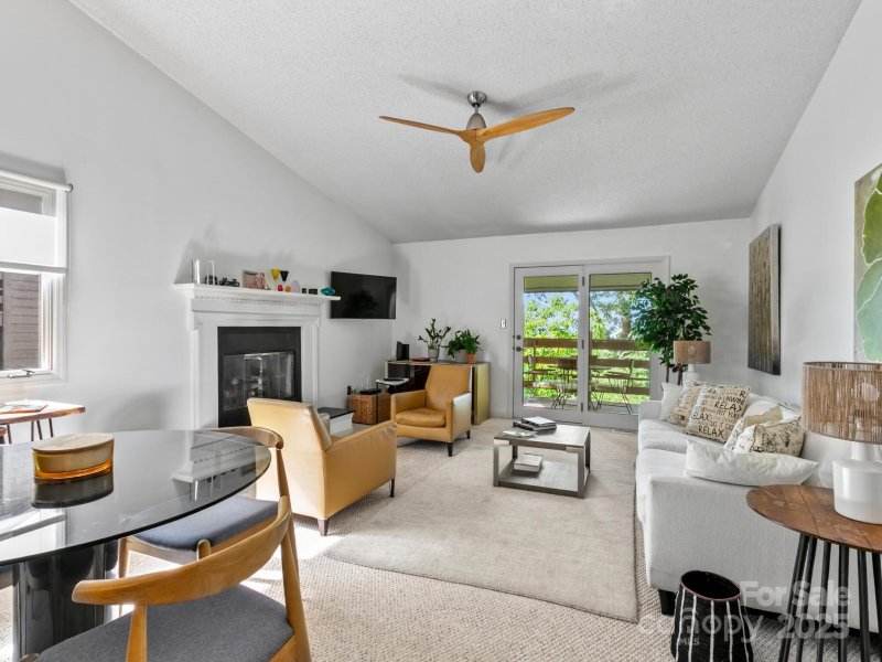 Property image 3 at 305 Piney Mountain Drive, Asheville, NC 28805