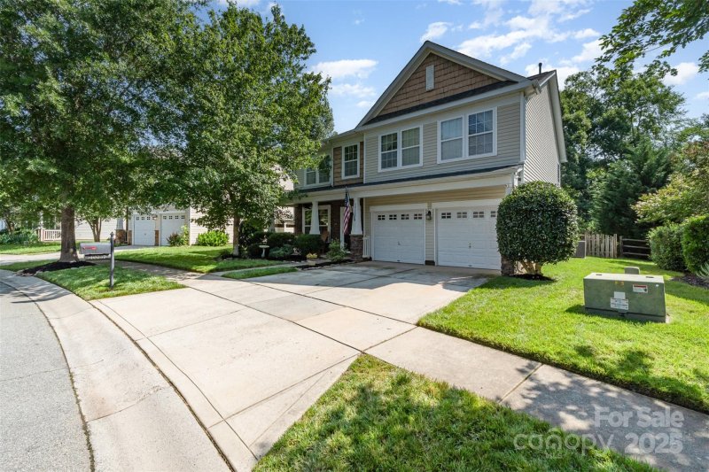 Property image 2 at 10237 Broken Stone Court, Charlotte, NC 28214