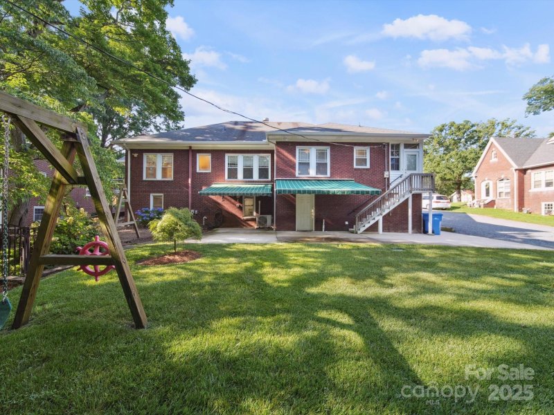 Property image 5 of 729 Montgomery Avenue in Oakdale, Albemarle, NC 28001