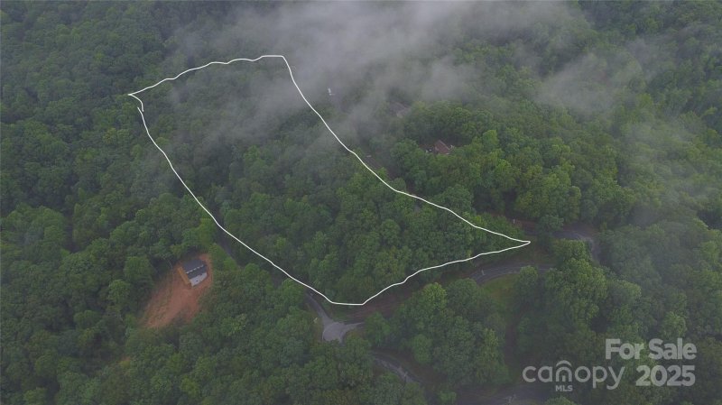 Property image 2 of 46 Hemlock Trail in White Oak Mountain, Columbus, NC 28722