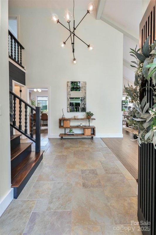 Property image 3 at 19 Poplar Court, Hendersonville, NC 28792