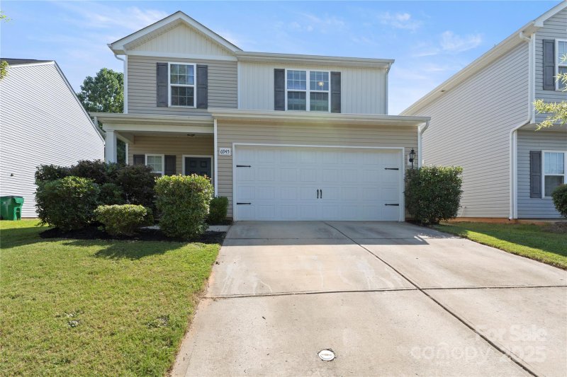 Property image 2 at 6945 Agava Lane, Charlotte, NC 28215