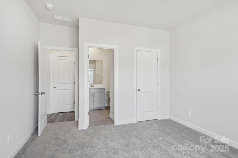 Property image 5 at 142 Satchel Court, Mooresville, NC 28115