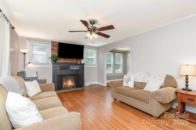 Property image 5 at 810 Maplewood Avenue, Kannapolis, NC 28081