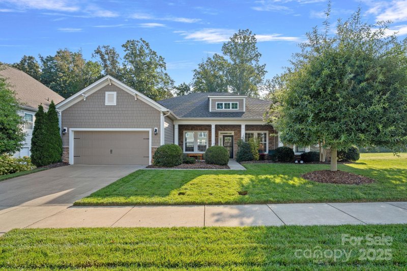 Property image 2 at 114 Canoe Pole Lane, Mooresville, NC 28117