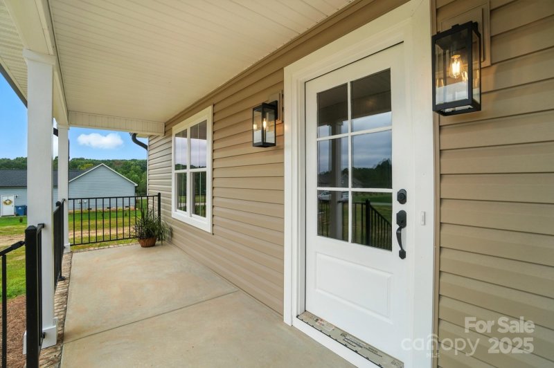 Property image 3 at 3467 Storybrook Lane, Sherrills Ford, NC 28673