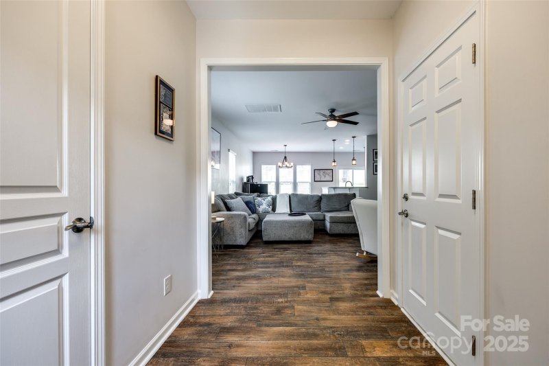 Property image 3 at 4107 Park South Station Boulevard, Charlotte, NC 28210