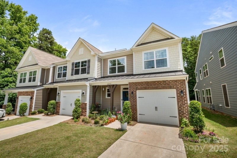 Property image 2 at 8042 Saluda Drive, Charlotte, NC 28269