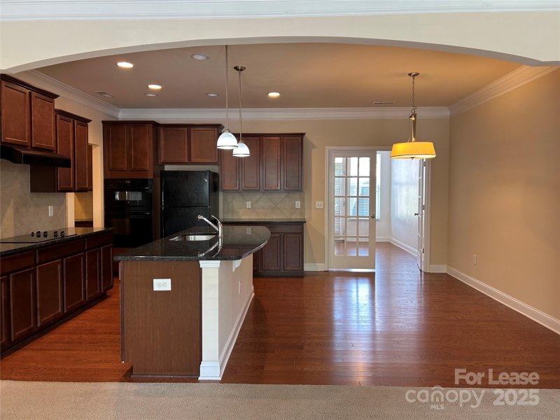 Property image 3 at 21406 Old Canal Street, Cornelius, NC 28031