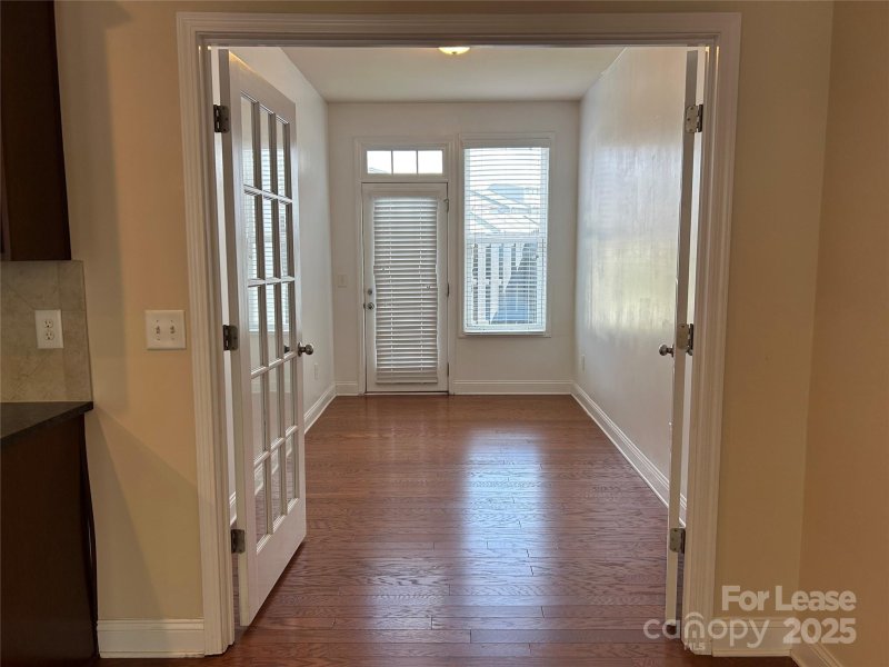 Property image 4 at 21406 Old Canal Street, Cornelius, NC 28031