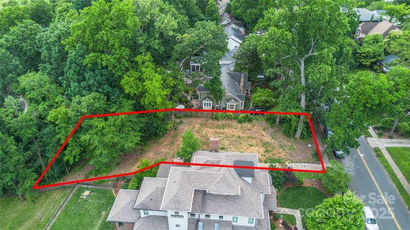 2131 Cumberland Avenue