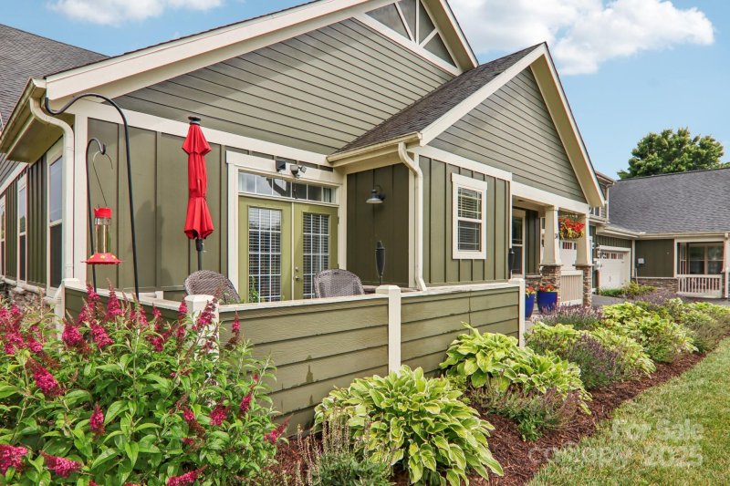 Property image 2 of 34 Brookstone Place in Vistas of Westfield, Candler, NC 28715