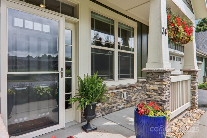 Property image 4 of 34 Brookstone Place in Vistas of Westfield, Candler, NC 28715