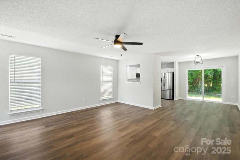 Property image 4 at 5717 Fairchase Avenue, Charlotte, NC 28269