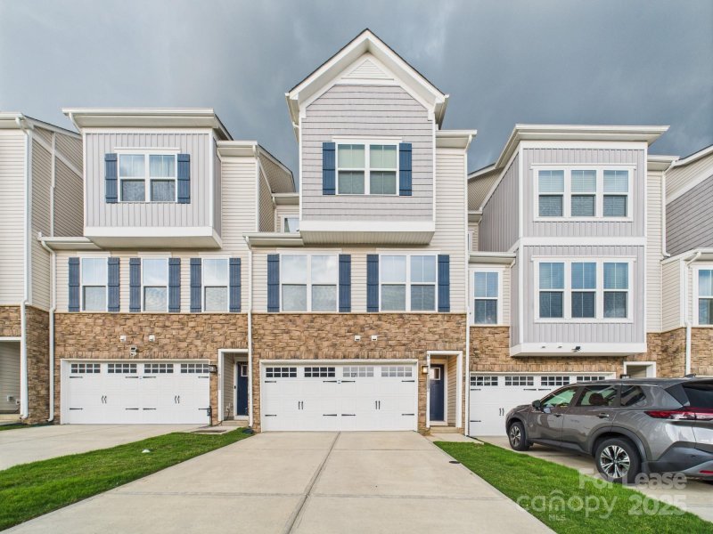 9806 Oaklawn Boulevard