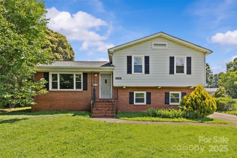 2000 Townsend Avenue