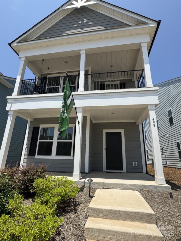495 Switch Street