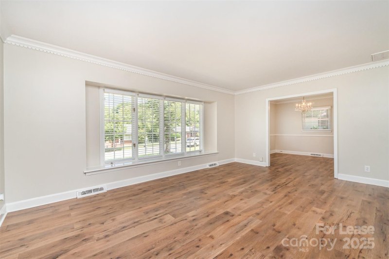 Property image 3 at 6909 Lancer Drive, Charlotte, NC 28226