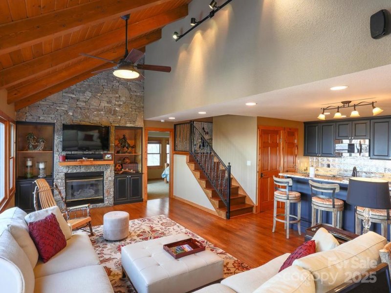 Property image 4 of 71 Ivy Ridge Road in Mountain Air, Burnsville, NC 28714