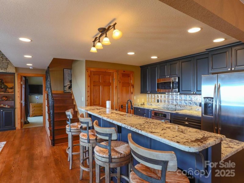 Property image 5 of 71 Ivy Ridge Road in Mountain Air, Burnsville, NC 28714