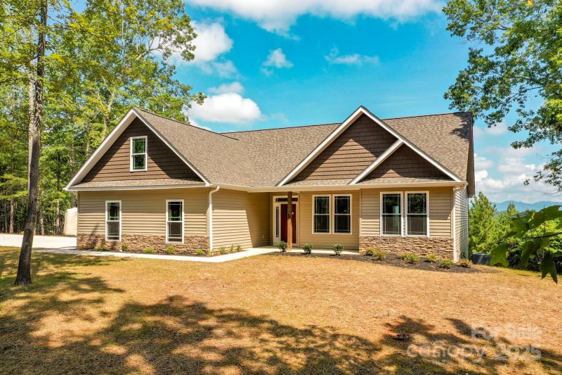 Property image 2 of 160 Northridge Drive in Clearwater Creek, Rutherfordton, NC 28139