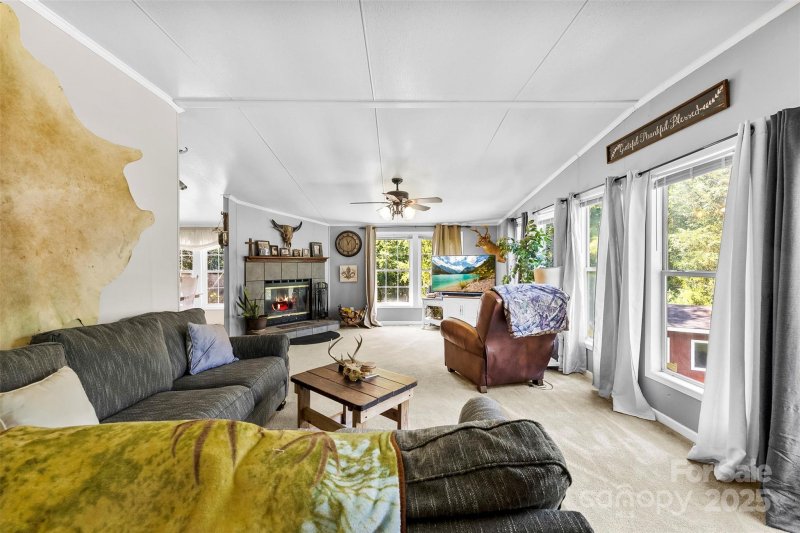 Property image 3 at 5425 Creek Run Court, Kings Mountain, NC 28086