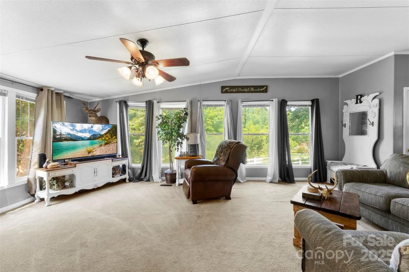 Property image 5 at 5425 Creek Run Court, Kings Mountain, NC 28086