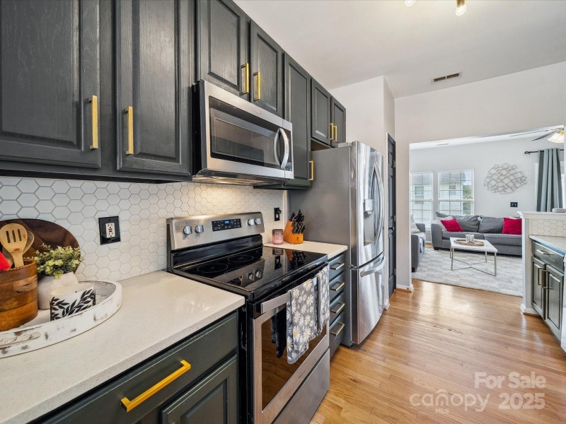 Property image 5 of 12320 Verdant Court in Garden Oaks, Charlotte, NC 28273