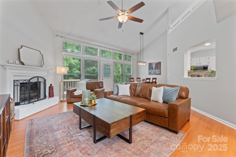 Property image 3 at 10043 Elsenham Lane, Charlotte, NC 28269