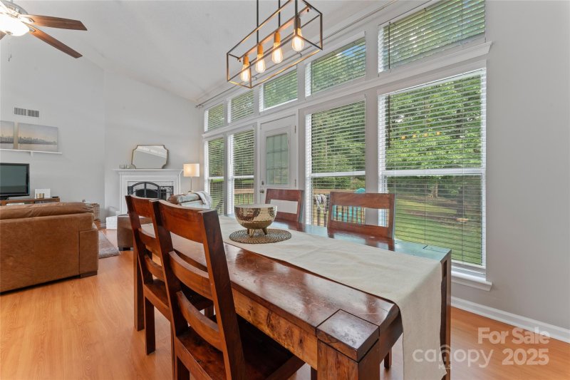 Property image 4 at 10043 Elsenham Lane, Charlotte, NC 28269