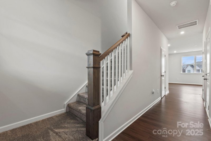 Property image 2 at 707 Olde England Drive, Lincolnton, NC 28092