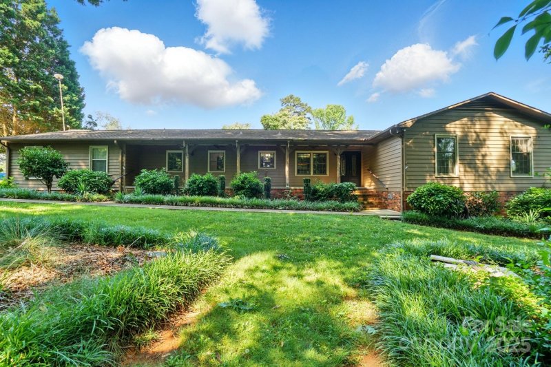 Property image 2 at 3135 Lake Shore Road, Denver, NC 28037