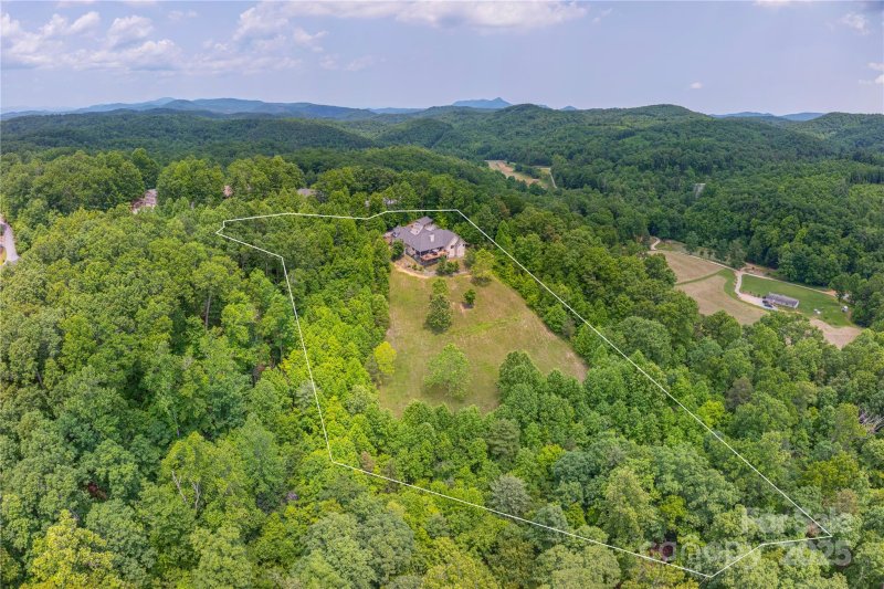 Property image 2 of 930 Big Raven Lane in Winfield Cove, Saluda, NC 28773