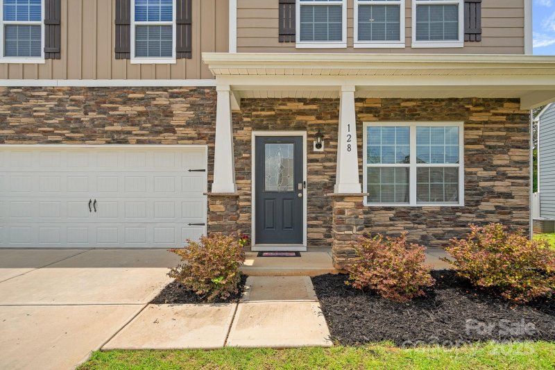 Property image 2 of 128 Cherry Birch Street in Atwater Landing, Mooresville, NC 28117